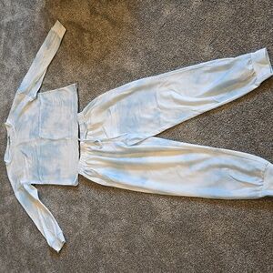 Pretty Garden Size S Lounge or Pajama Set